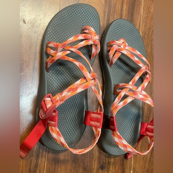 Chaco Shoes - CHACOS women’s size 11 sandals